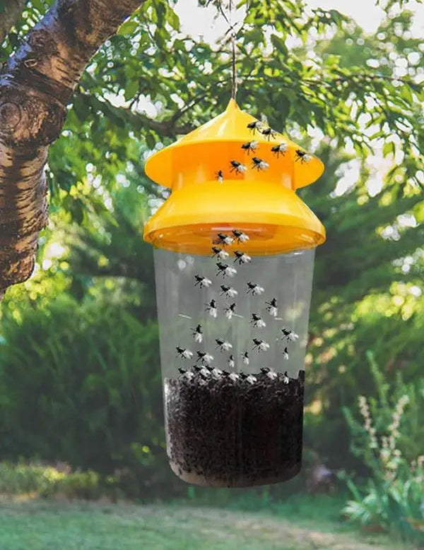Reusable Outdoor Hanging Fly Trap 1